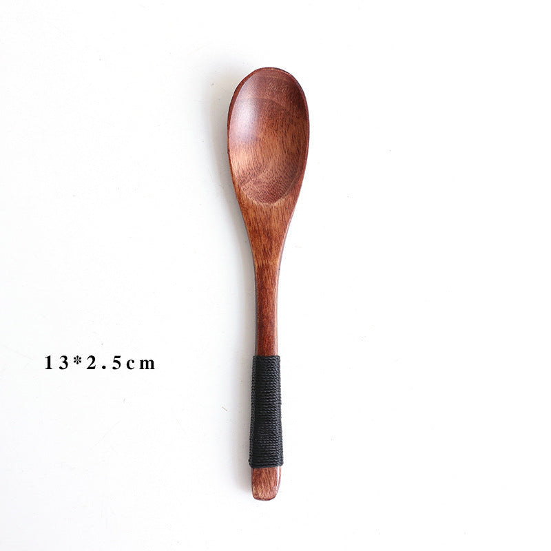 Cuillère en bois pour bébé