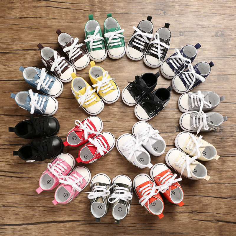 Chaussures à semelles souples en toile
