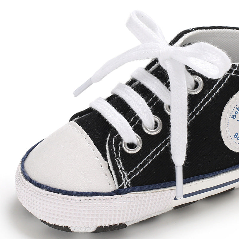 Chaussures à semelles souples en toile