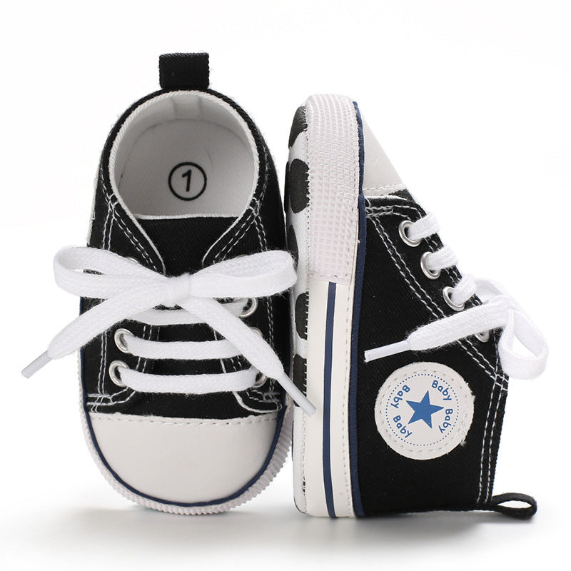 Chaussures à semelles souples en toile