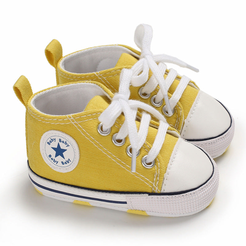 Chaussures à semelles souples en toile