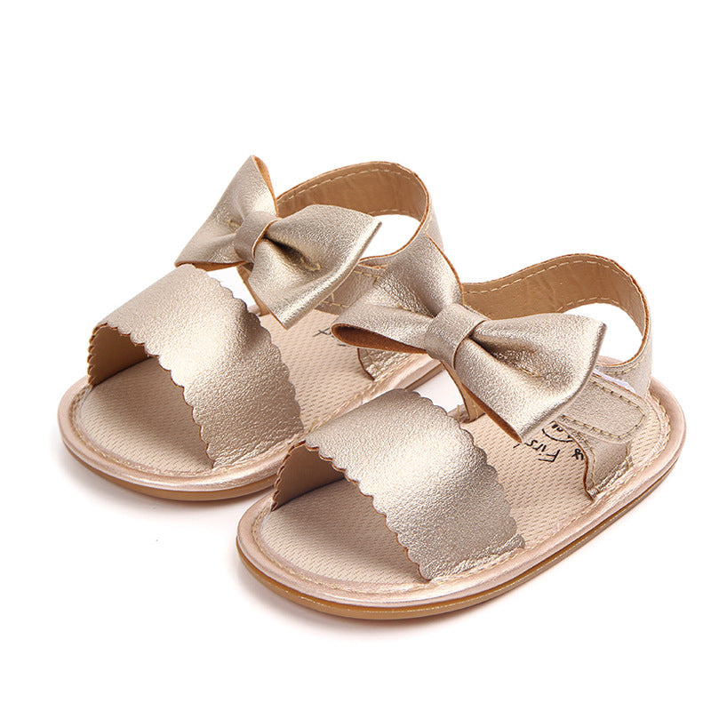 Sandales en cuir PU avec nœud.