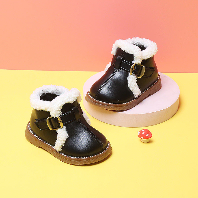 Chaussures fille pour l'automne et l'hiver