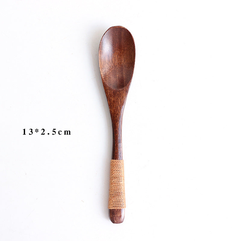 Cuillère en bois pour bébé