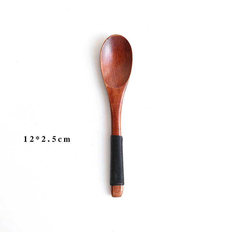 Cuillère en bois pour bébé