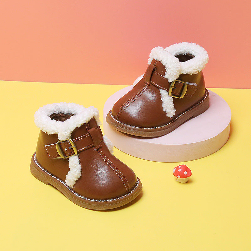 Chaussures fille pour l'automne et l'hiver