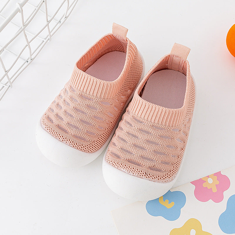 Chaussons pour bébé avec semelle souple, surface en maille tricotée à volants, respirantes