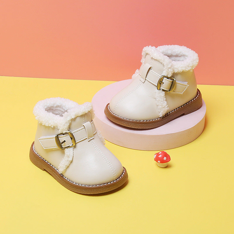 Chaussures fille pour l'automne et l'hiver