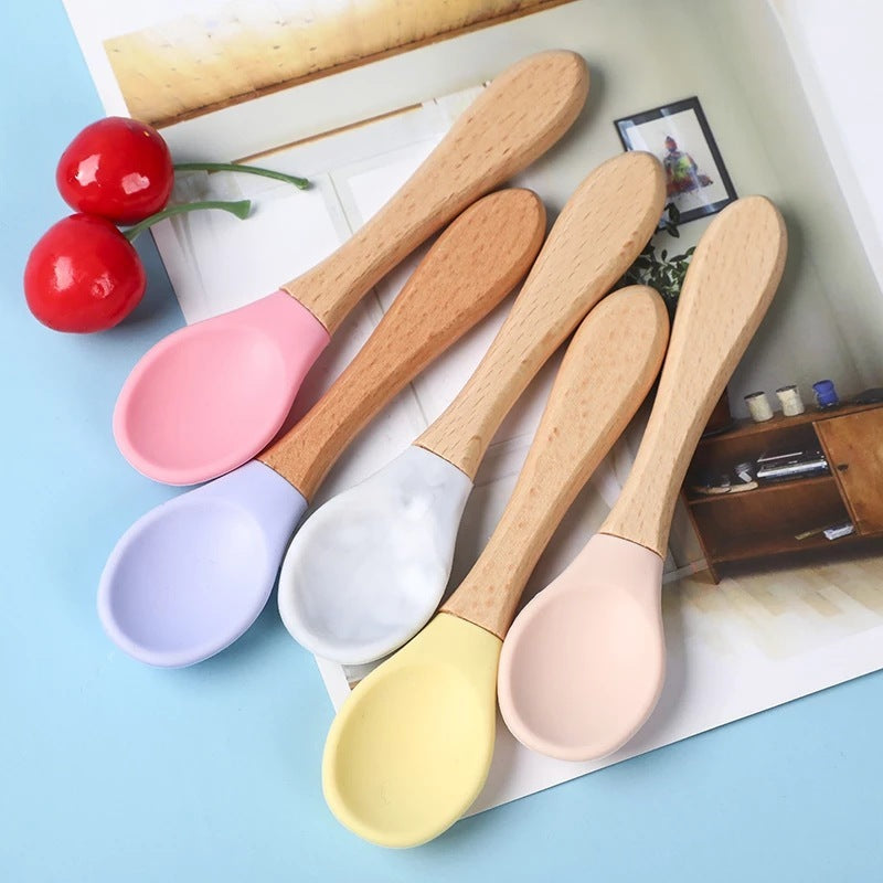 Cuillère en silicone et bois