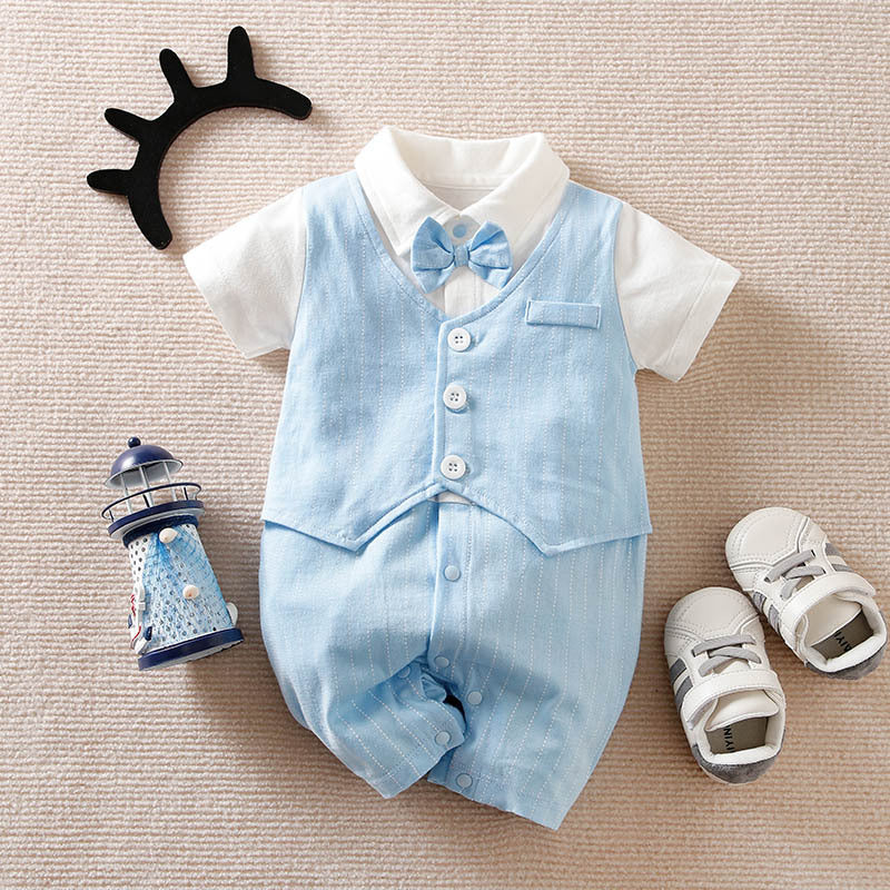 Ensemble style gentleman
