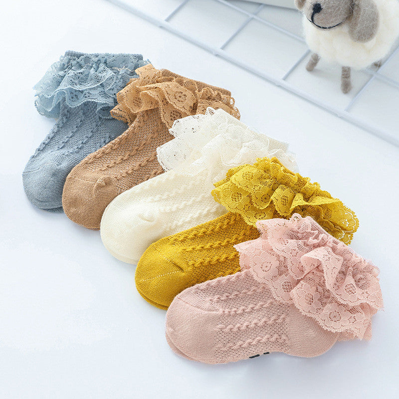 Chaussettes en dentelle pour bébé