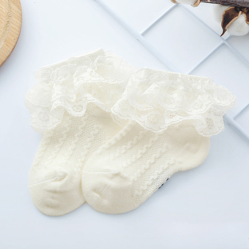 Chaussettes en dentelle pour bébé