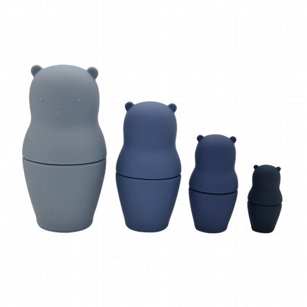 Poupée russe en silicone